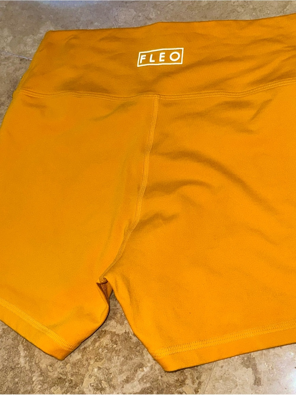Fleo THO True high original High-Waist Active Shorts in Bright yellow